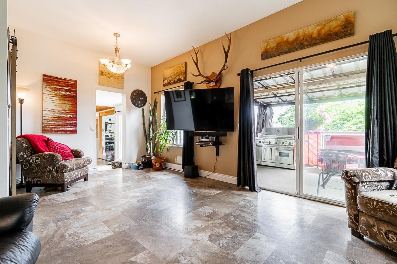 Property at 8270 MANSON STREET image 4
