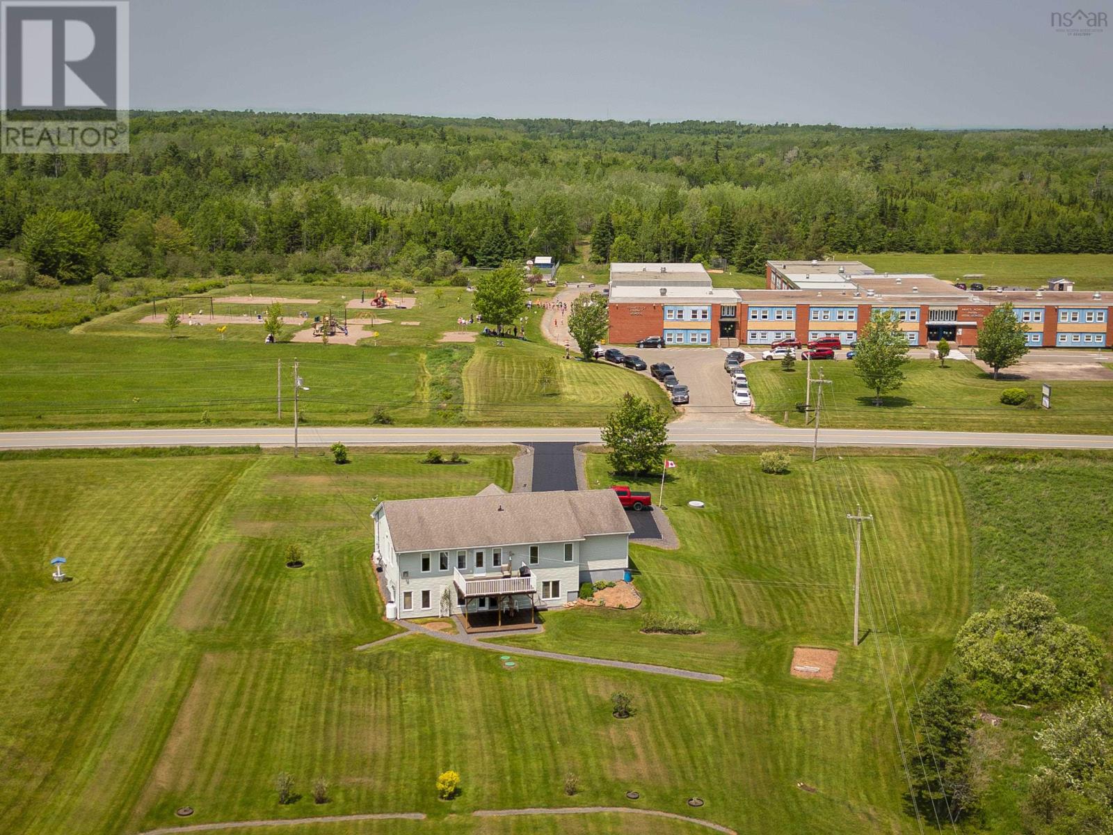 4362 Highway 236, Kennetcook, Nova Scotia  B0N 1T0 - Photo 2 - 202513876