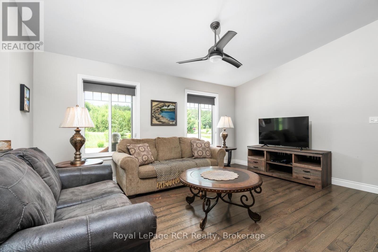 112 Scotts Hill Road, West Grey, Ontario  N4N 3B8 - Photo 11 - X12278871
