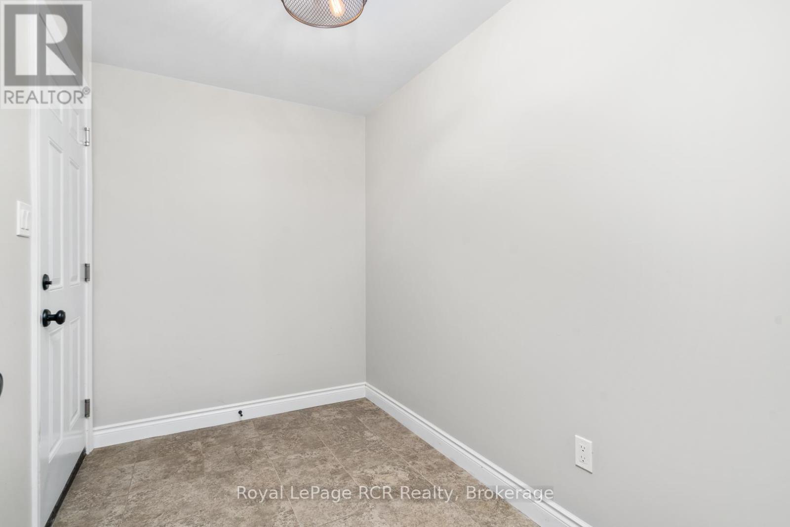 112 Scotts Hill Road, West Grey, Ontario  N4N 3B8 - Photo 32 - X12278871