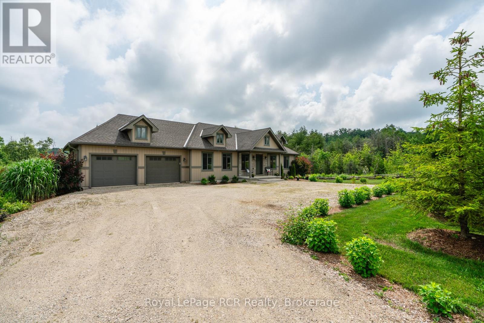 112 Scotts Hill Road, West Grey, Ontario  N4N 3B8 - Photo 5 - X12278871