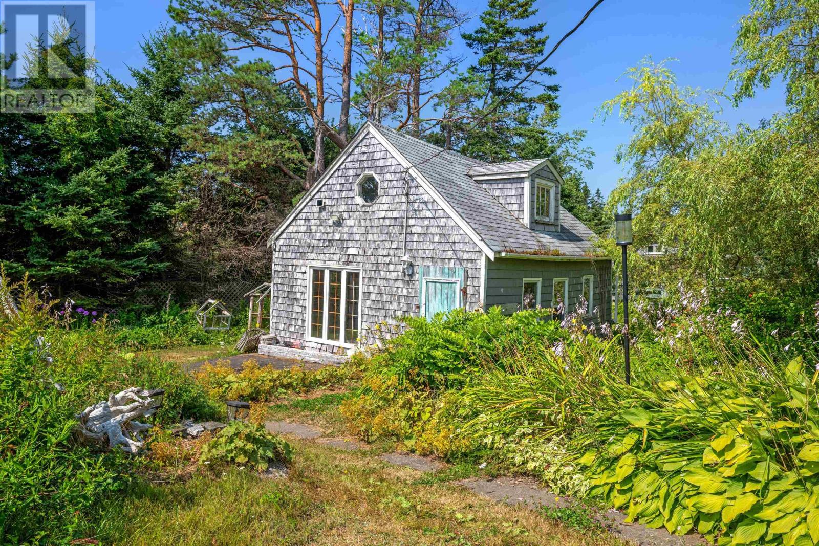 10293 Highway Highway E, Oyster Pond, Nova Scotia  B0J 1P0 - Photo 38 - 202520567