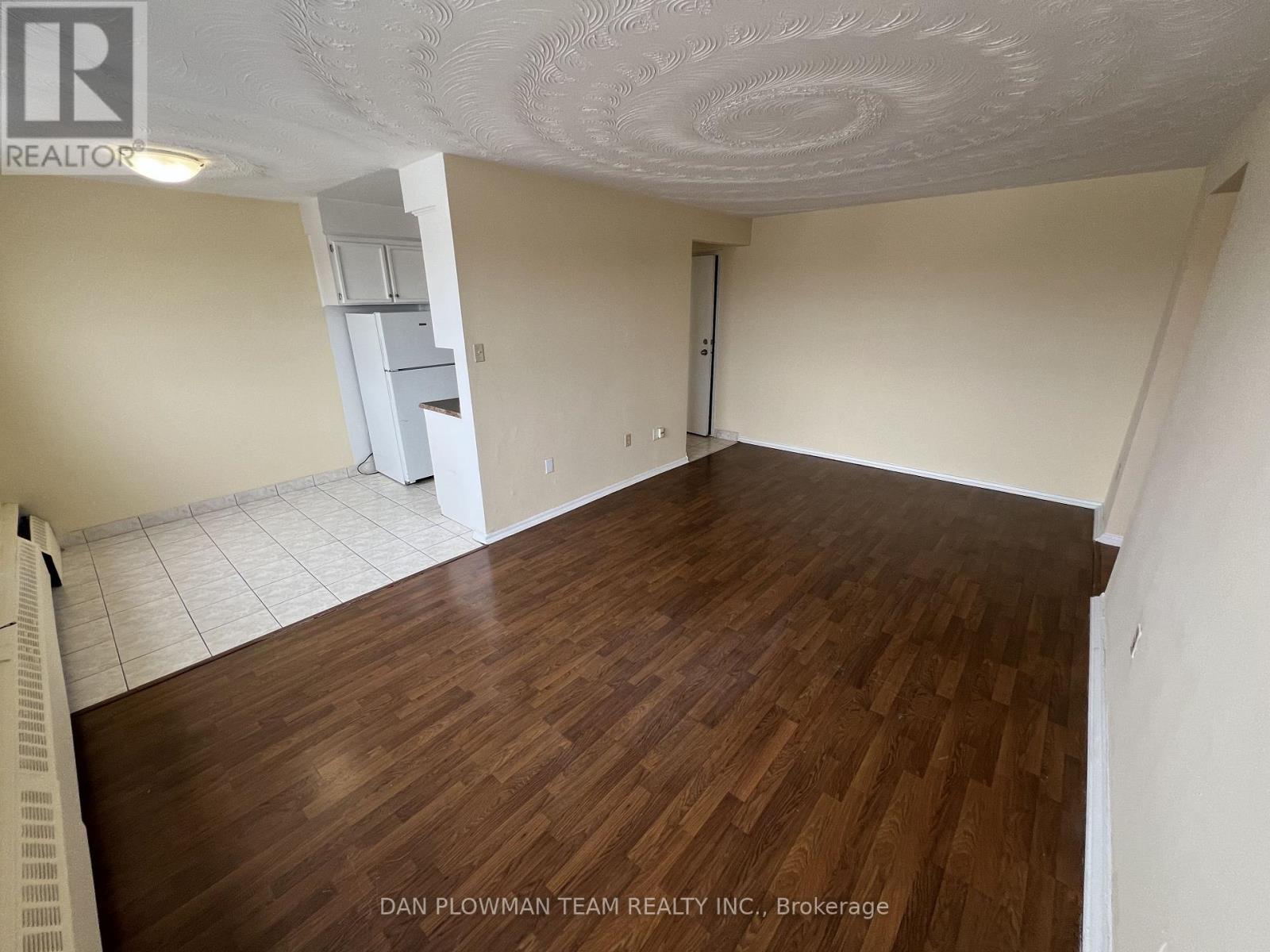 303 - 170 Park Road S, Oshawa, Ontario  L1J 4H2 - Photo 2 - E12345752