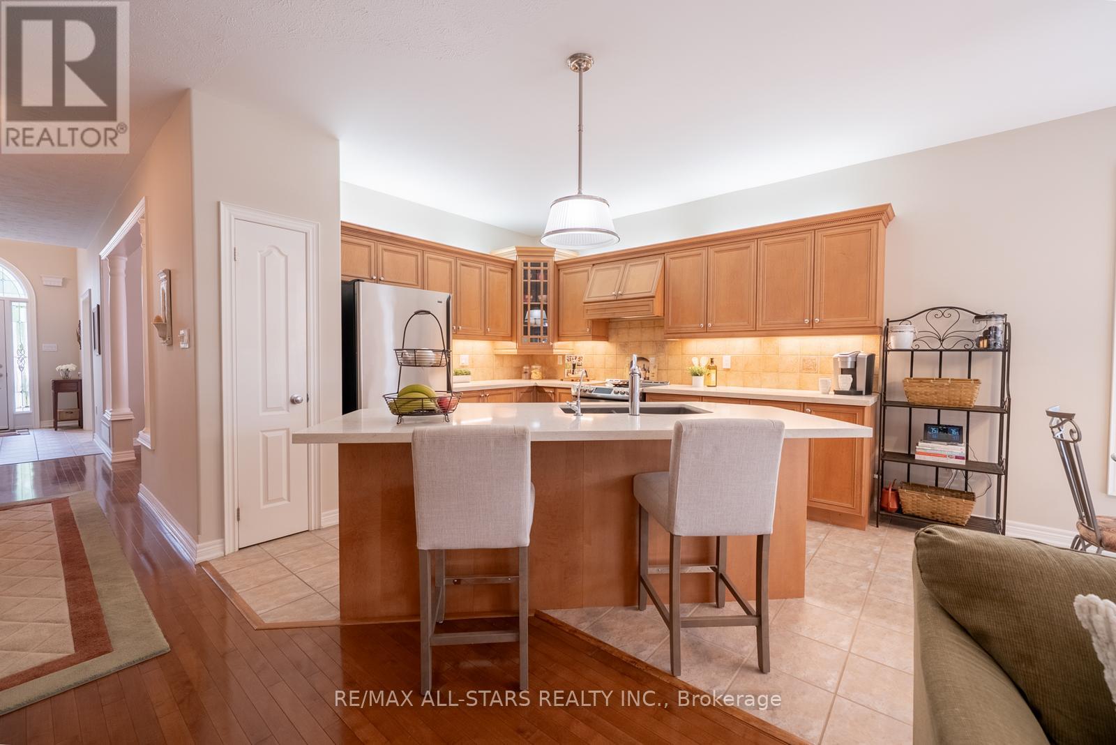 79 Gardiner Drive, Bradford West Gwillimbury, Ontario  L3Z 3G2 - Photo 14 - N12345746