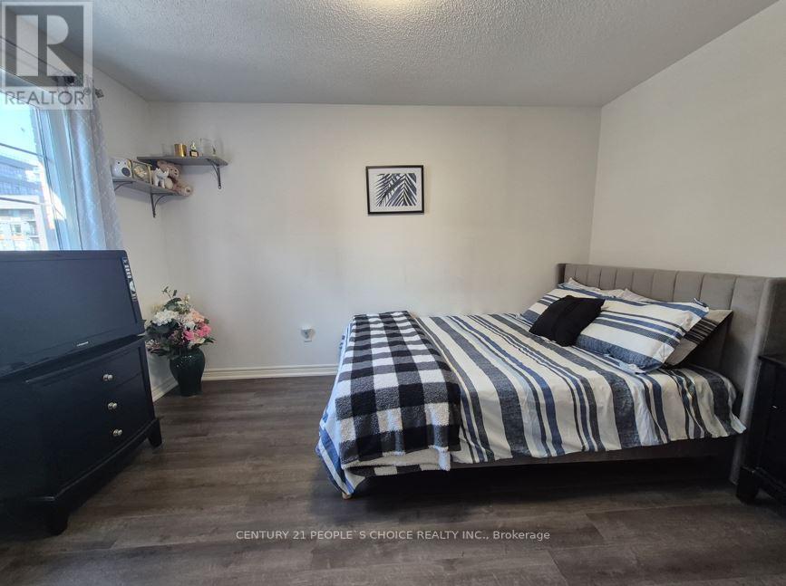 71 Riverwalk Drive N, Hamilton, Ontario  L0R 2H1 - Photo 34 - X12343215