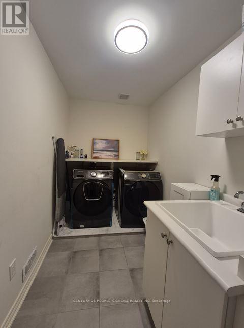 71 Riverwalk Drive N, Hamilton, Ontario  L0R 2H1 - Photo 41 - X12343215
