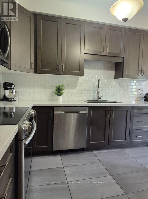 71 Riverwalk Drive N, Hamilton, Ontario  L0R 2H1 - Photo 25 - X12343215
