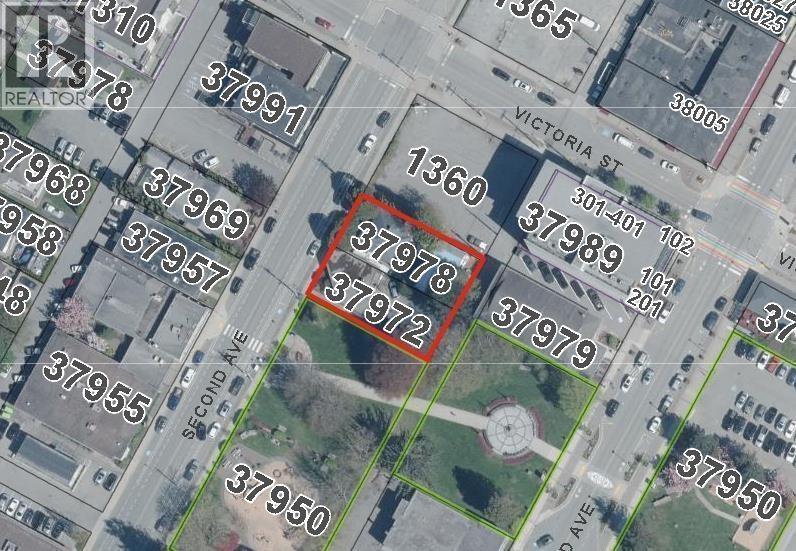 37978 Second Avenue, Squamish, British Columbia  V0N 3G0 - Photo 2 - C8071485