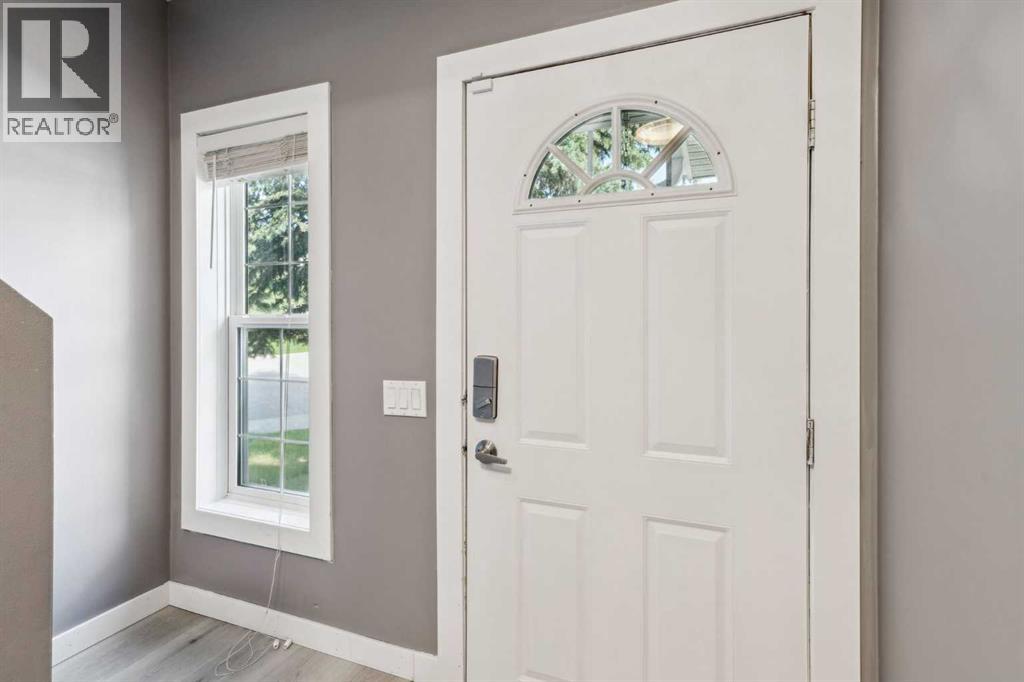 Property at 1336 154 Avenue SW image 2