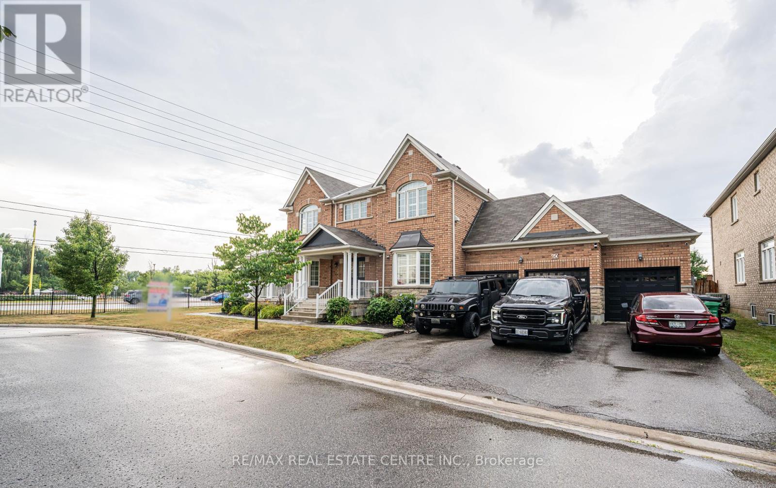 Property at 60 SLEIGHTHOLME CRESCENT image 2