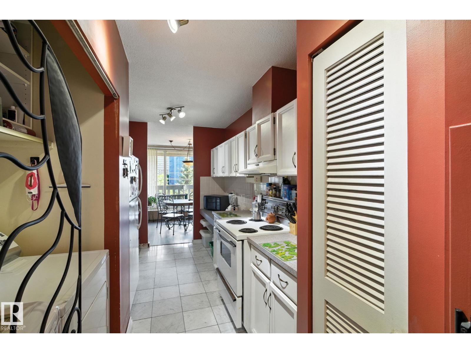 #405 9809 110 St Nw, Edmonton, Alberta  T5K 2J9 - Photo 11 - E4453043