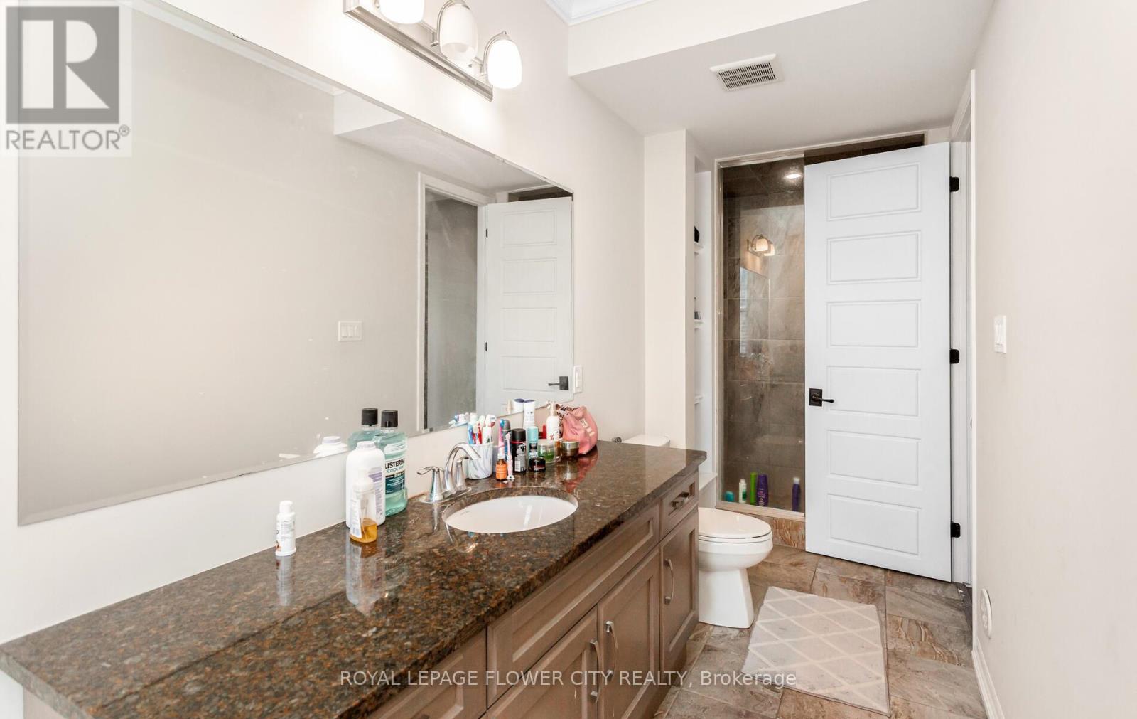 266 Harold Dent Trail, Oakville (Go Glenorchy), Ontario  L6M 1S1 - Photo 36 - W12341910