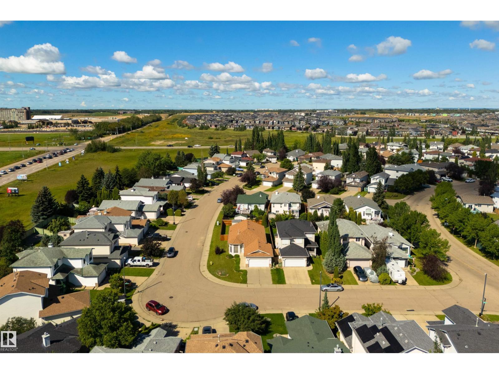 610 Bevington Pl Nw, Edmonton, Alberta  T5T 6G5 - Photo 42 - E4453047