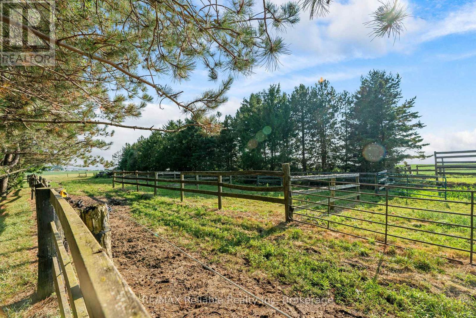 70129 Evergreen Line, South Huron, Ontario  N0M 1S5 - Photo 40 - X12345564