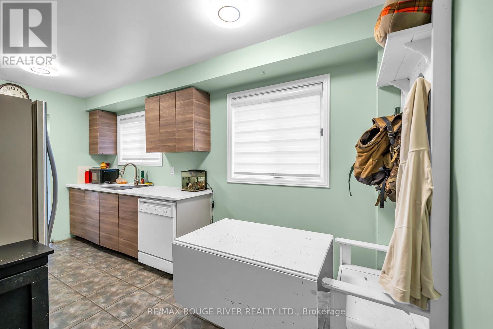 Property at 17 FENWICK AVENUE image 5