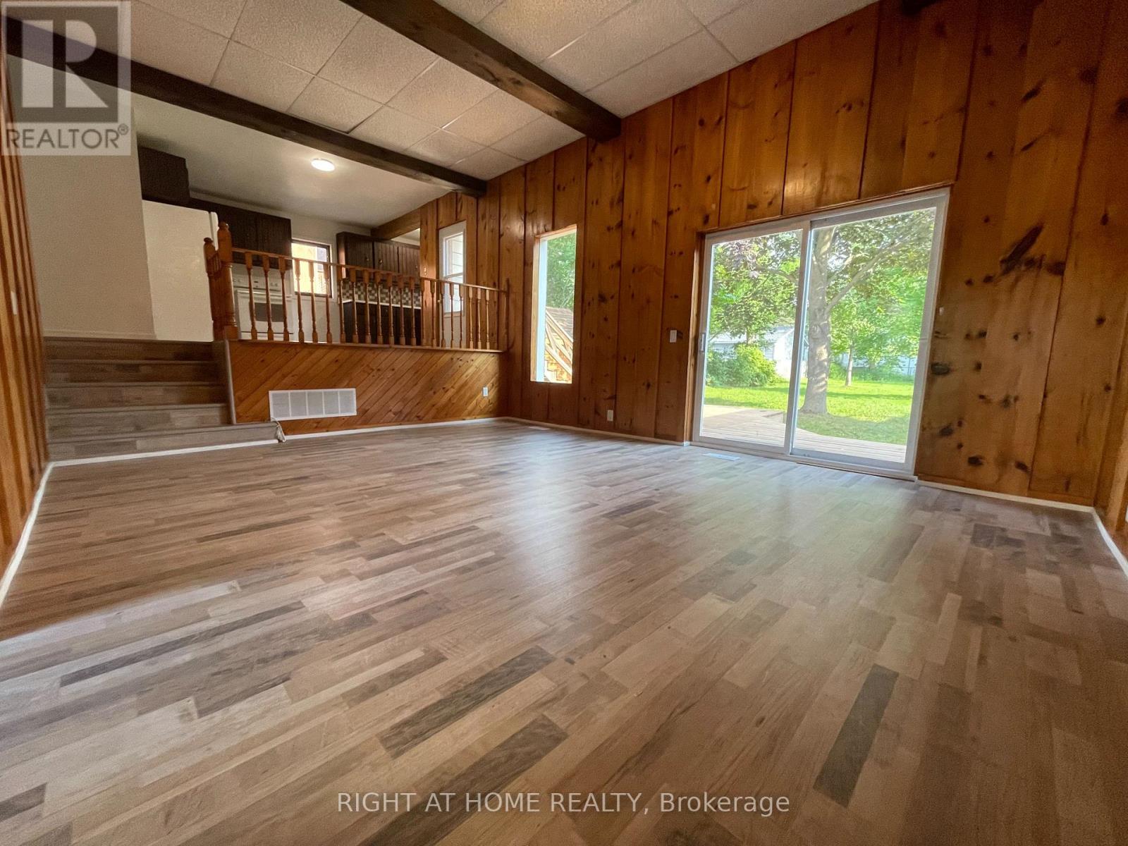 241 Elm Avenue, Georgina, Ontario  L4P 2V4 - Photo 2 - N12345799