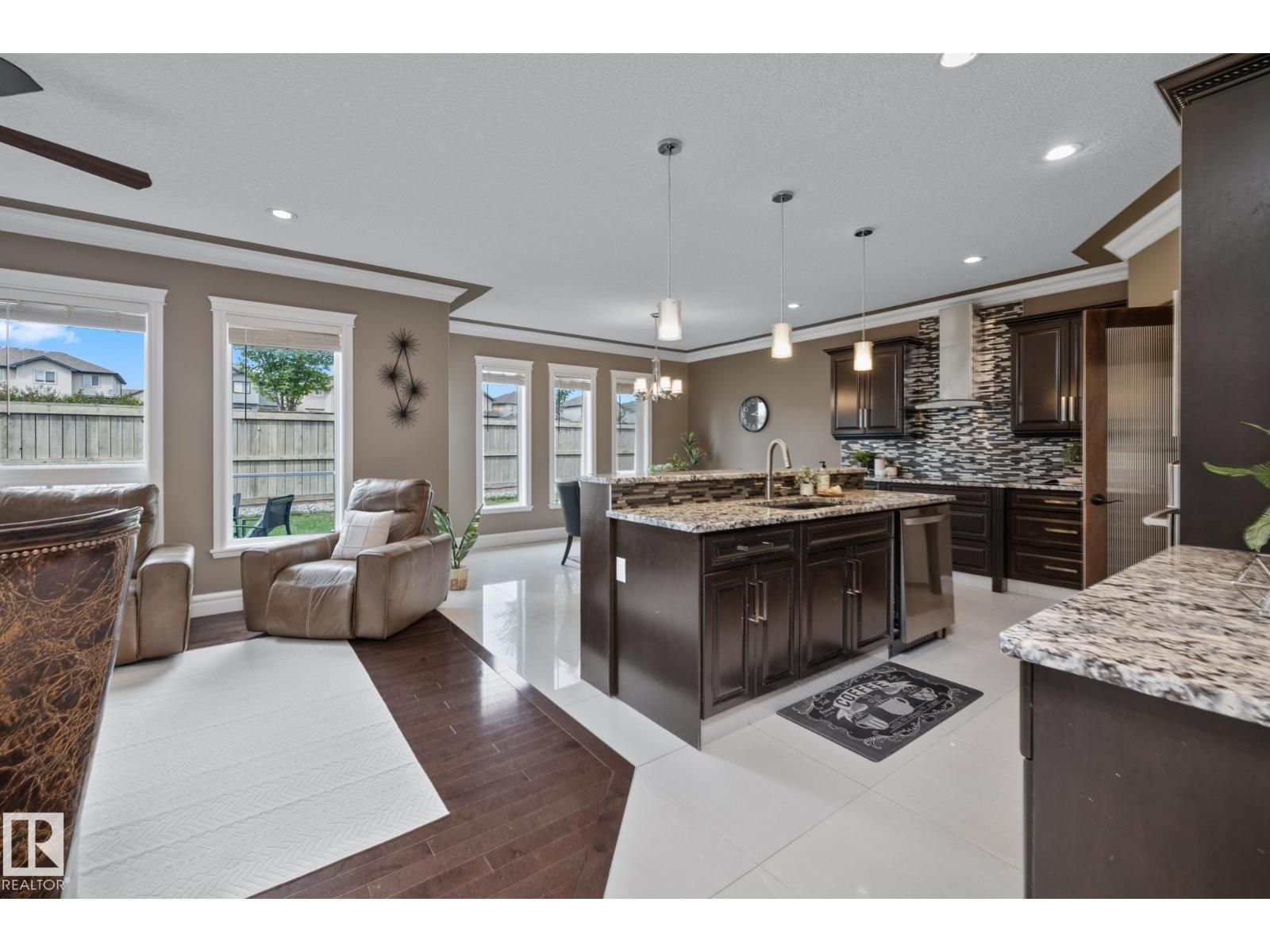 1552 Cunningham Cape Ca Sw, Edmonton, Alberta  T6W 0Y3 - Photo 12 - E4452402