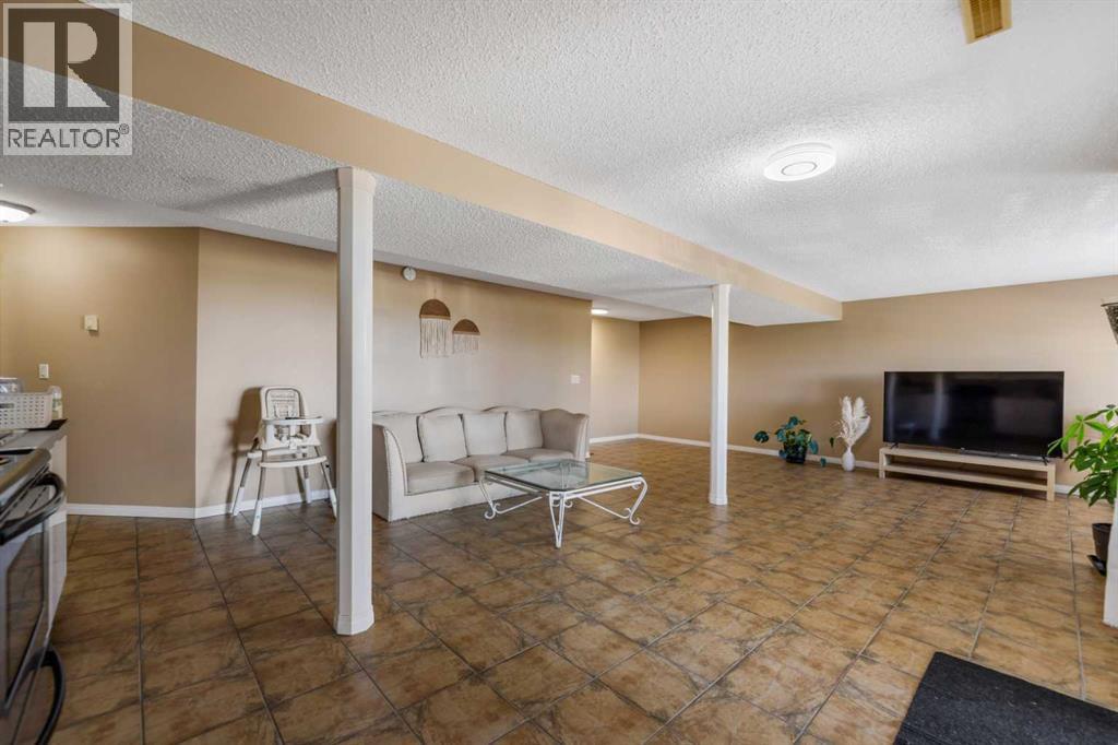 732 1 Avenue, Irricana, Alberta  T0M 1B0 - Photo 28 - A2247840