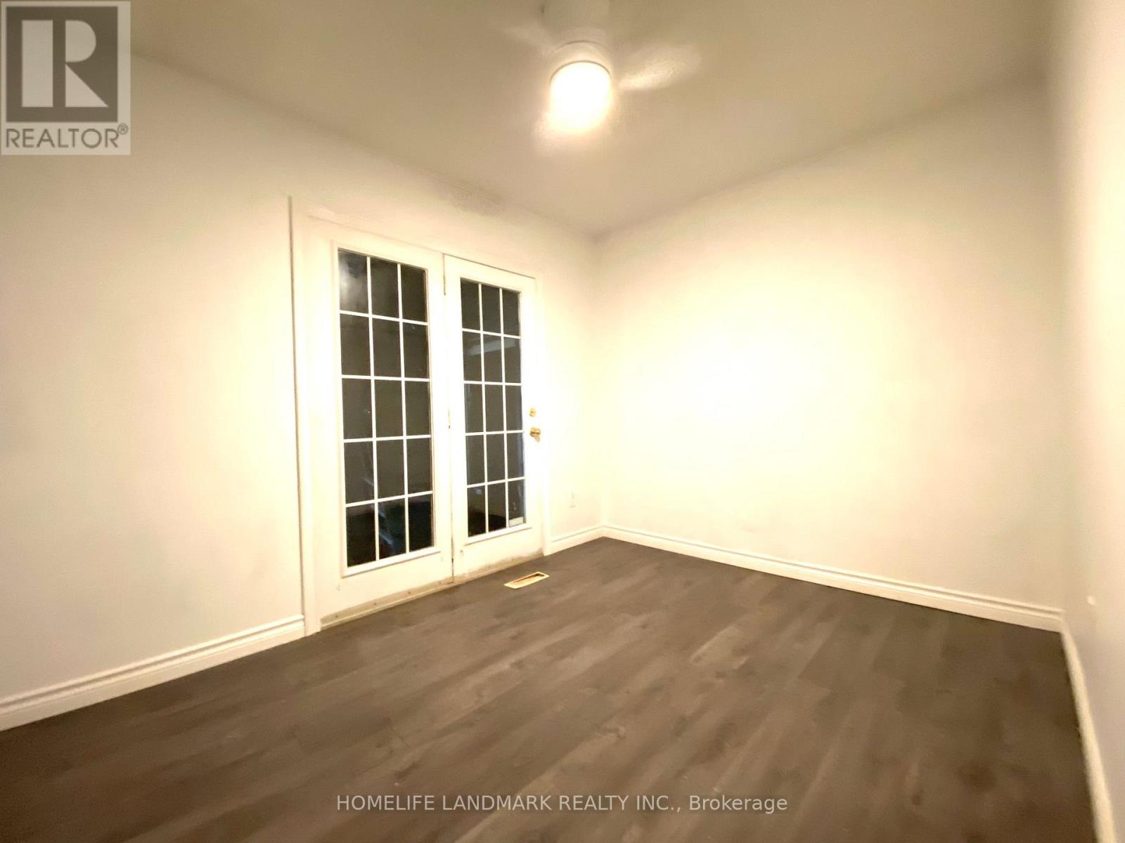 6986 Centennial Street, Niagara Falls (Arad/fallsview), Ontario  L2G 2Z1 - Photo 15 - X12345812