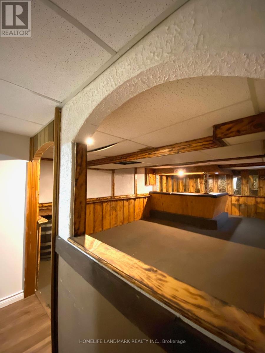 6986 Centennial Street, Niagara Falls (Arad/fallsview), Ontario  L2G 2Z1 - Photo 23 - X12345812