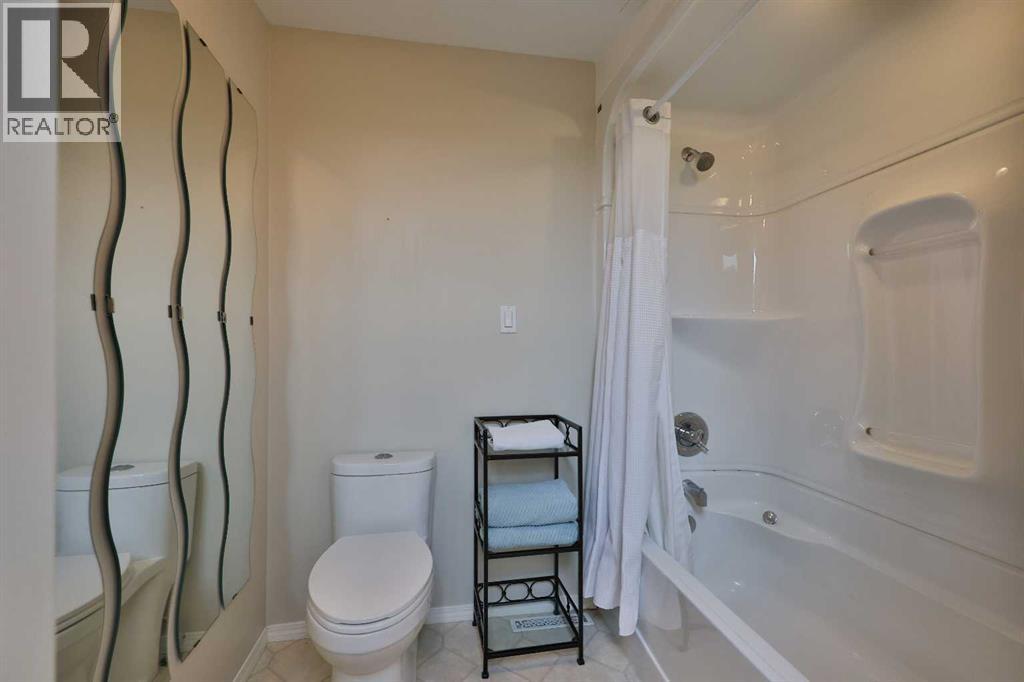 3218 Lakeside Road S, Lethbridge, Alberta  T1K 3H4 - Photo 15 - A2237357