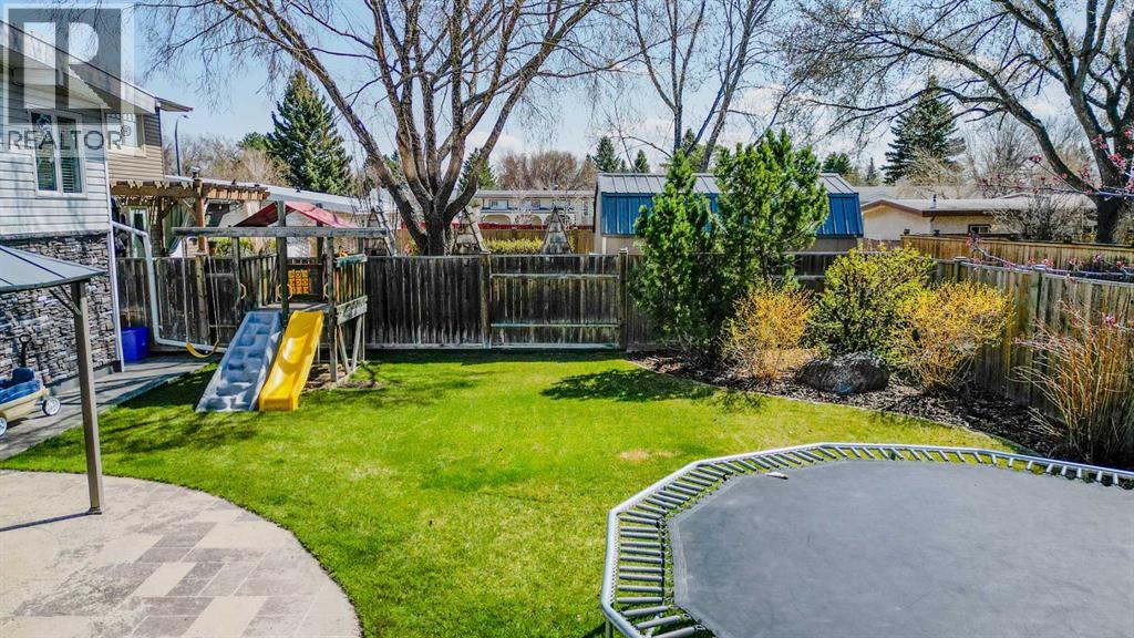 3218 Lakeside Road S, Lethbridge, Alberta  T1K 3H4 - Photo 37 - A2237357