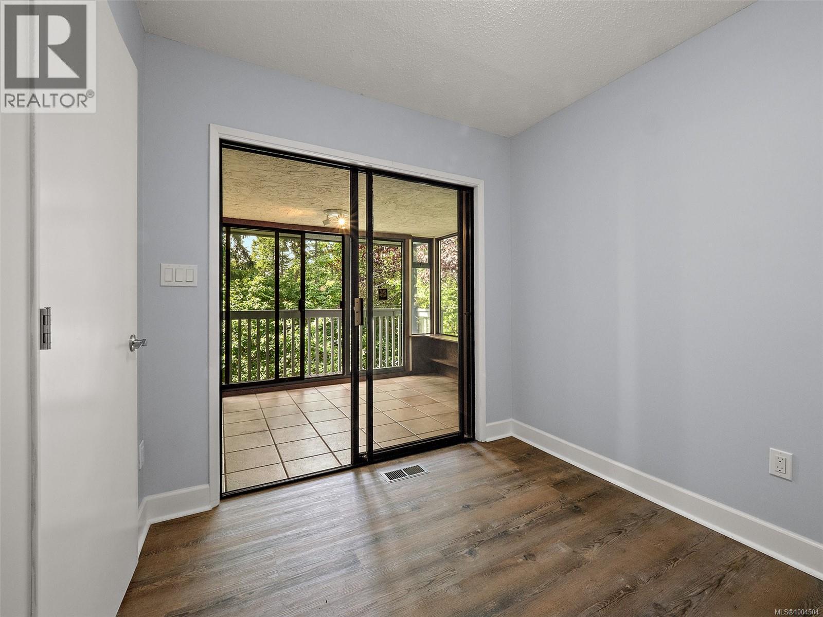 2660 Macdonald Dr E, Saanich, British Columbia  V8N 1X9 - Photo 35 - 1004504