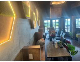 <div class="price">$1,699,900</div> 15081 Marine Drive, White Rock<br><div style="margin-bottom:8px;"><small>Zolo Realty</small></div>