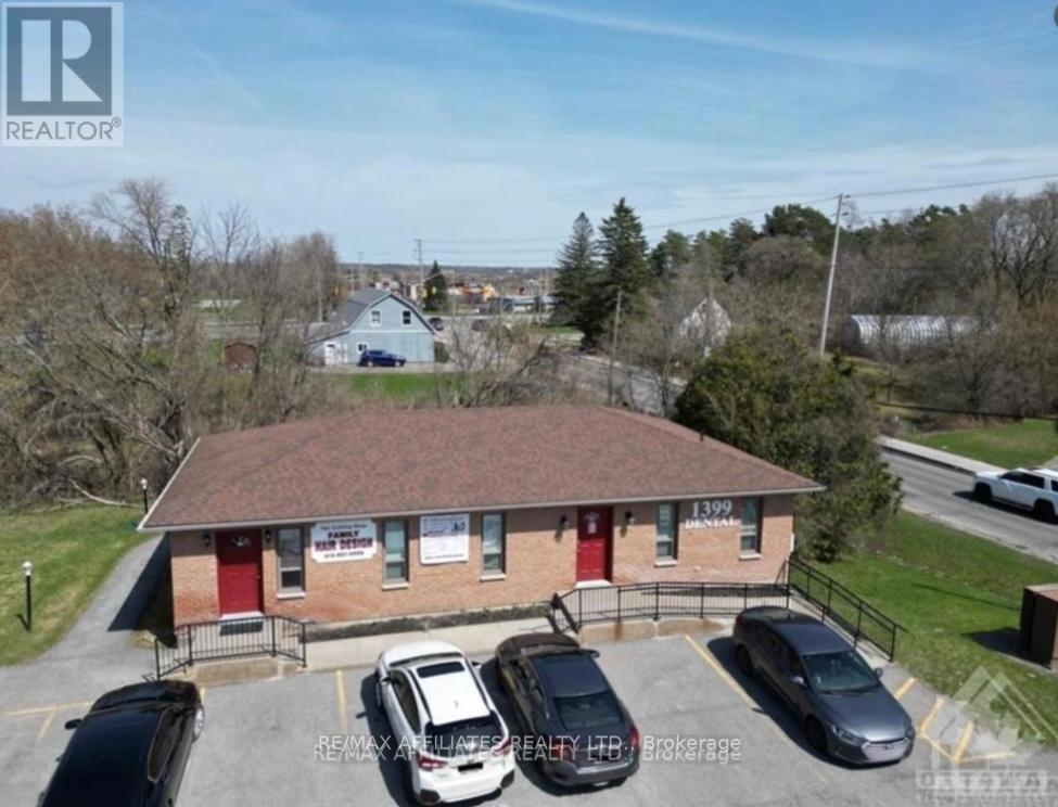 1399 Ellsworth Lane, Ottawa, Ontario  K4P 1N3 - Photo 2 - X12345864