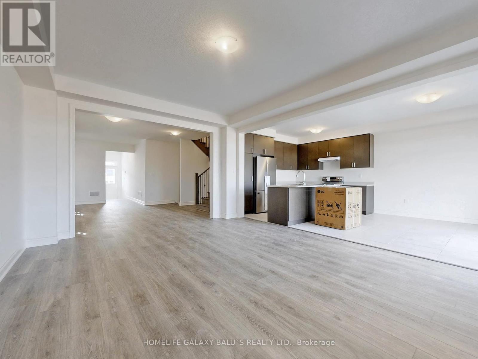 2169 Cayenne Street, Oshawa, Ontario  L1L 0W8 - Photo 6 - E12345861