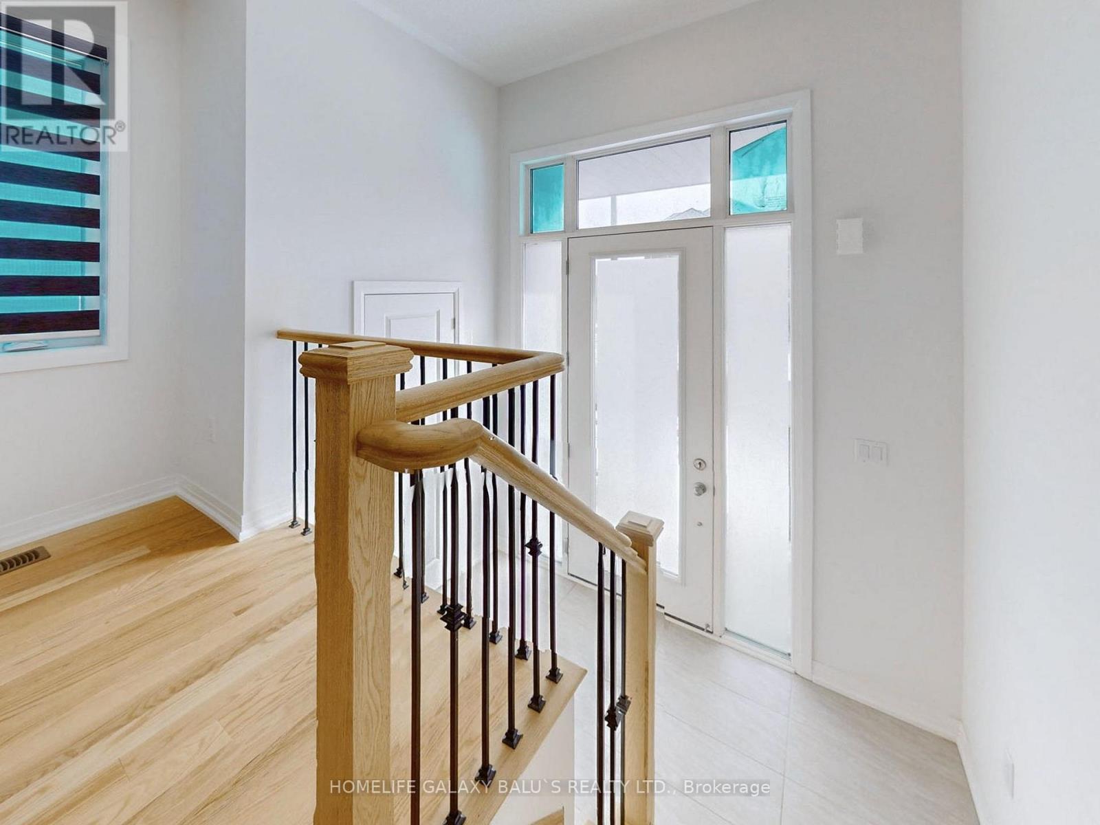 1078 Pisces Trail, Pickering, Ontario  L1X 0P7 - Photo 18 - E12345863