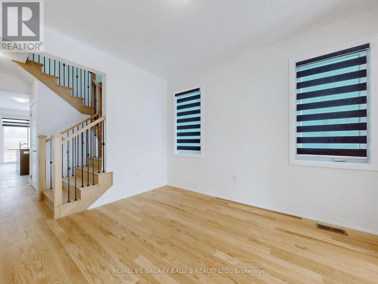 1078 Pisces Trail, Pickering, Ontario  L1X 0P7 - Photo 3 - E12345863
