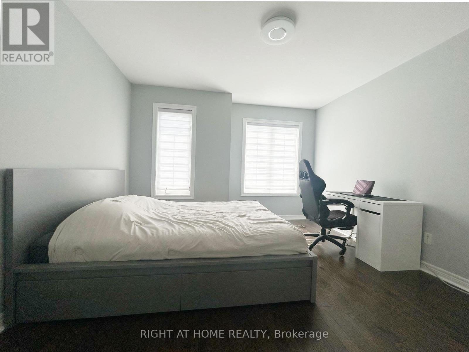 5515 Doctor Peddle Crescent, Mississauga (Churchill Meadows), Ontario  L5M 0K6 - Photo 32 - W12345874