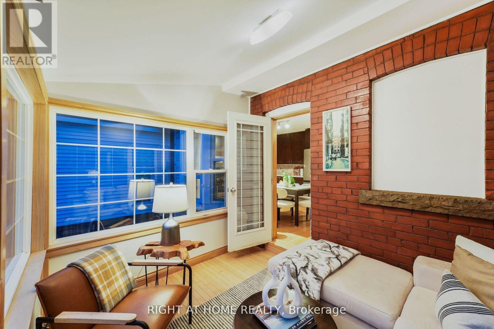 152 Wright Avenue, Toronto, Ontario  M6R 1L2 - Photo 14 - W12345875