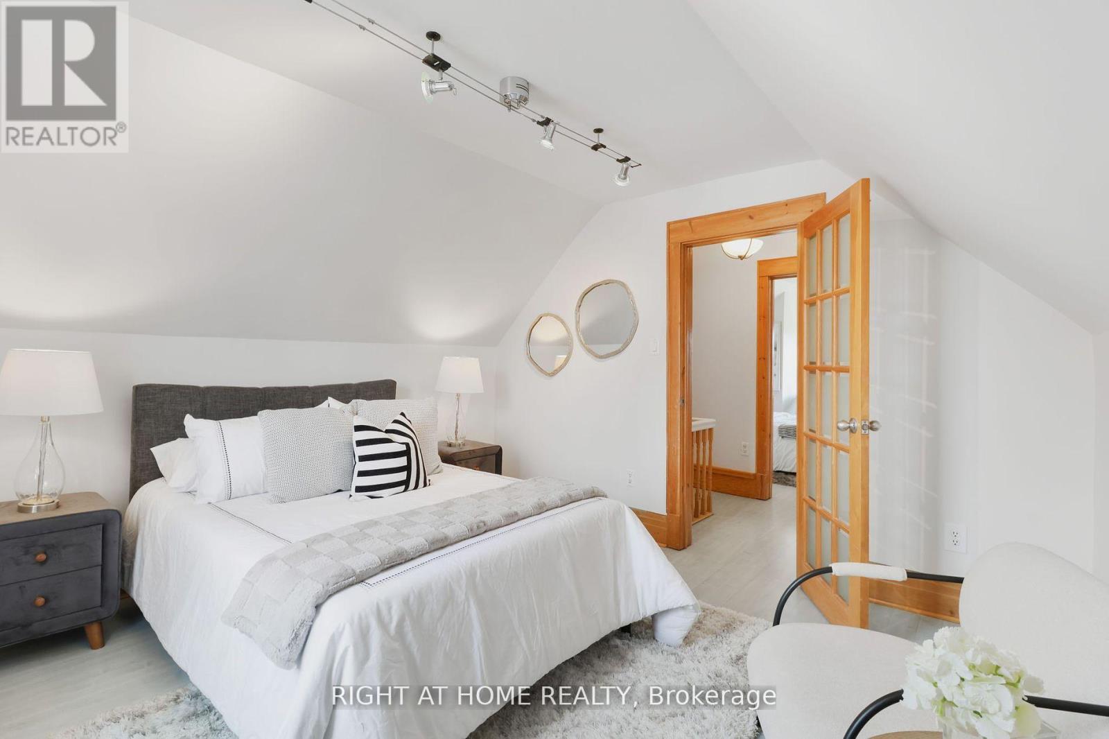 152 Wright Avenue, Toronto, Ontario  M6R 1L2 - Photo 21 - W12345875