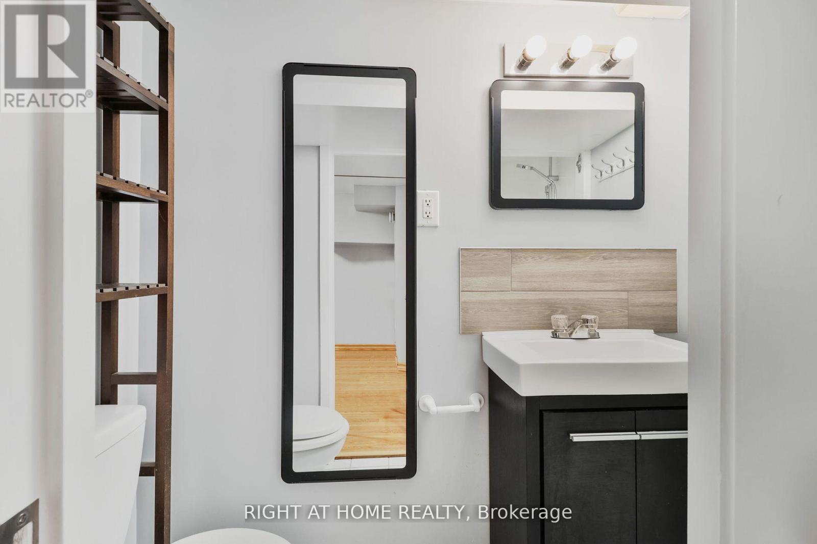 152 Wright Avenue, Toronto, Ontario  M6R 1L2 - Photo 33 - W12345875
