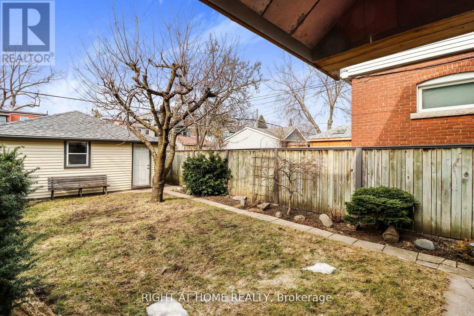 152 Wright Avenue, Toronto, Ontario  M6R 1L2 - Photo 34 - W12345875