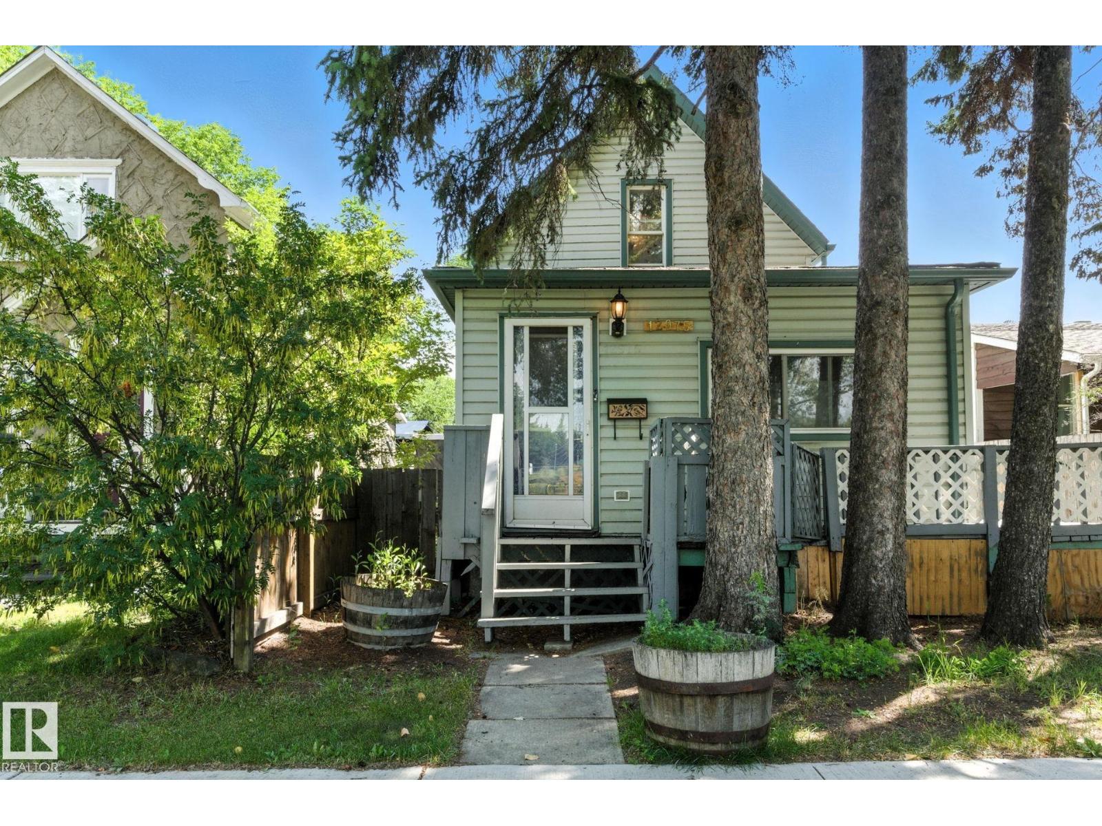 Property at 12975 118 ST NW image 1
