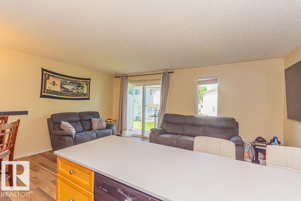 #56 451 Hyndman Cr Nw, Edmonton, Alberta  T5A 5J3 - Photo 13 - E4453066