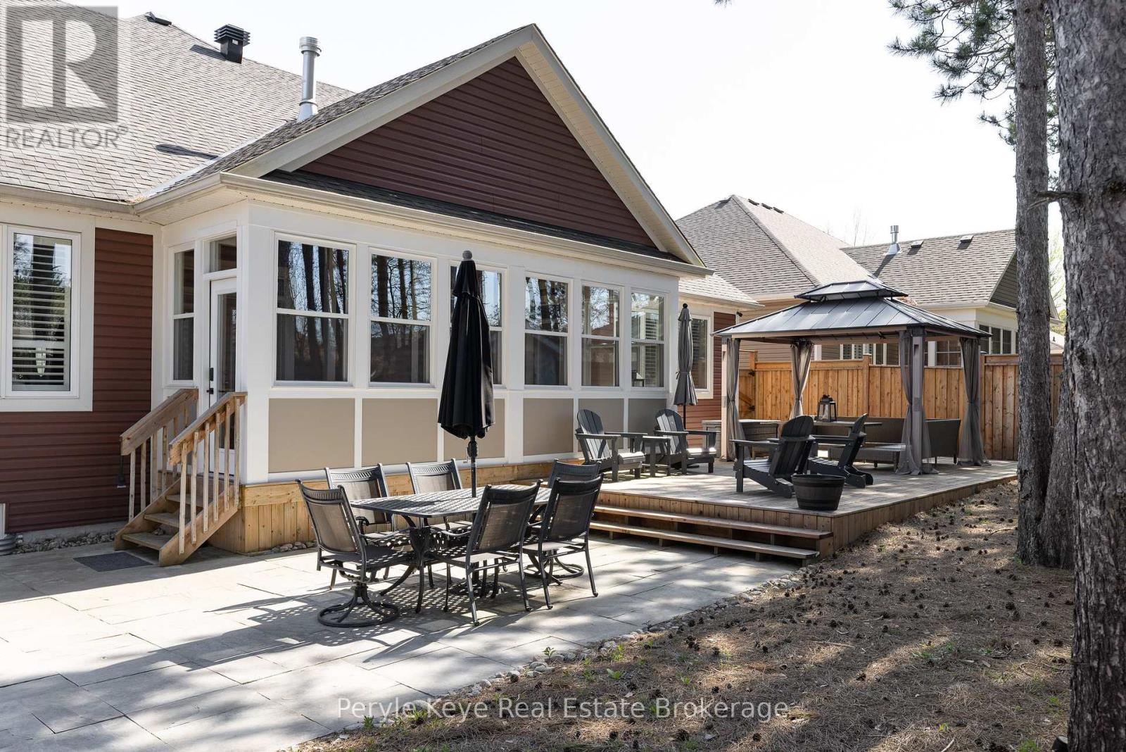 Property at 39 CLEARBROOK TRAIL image 4