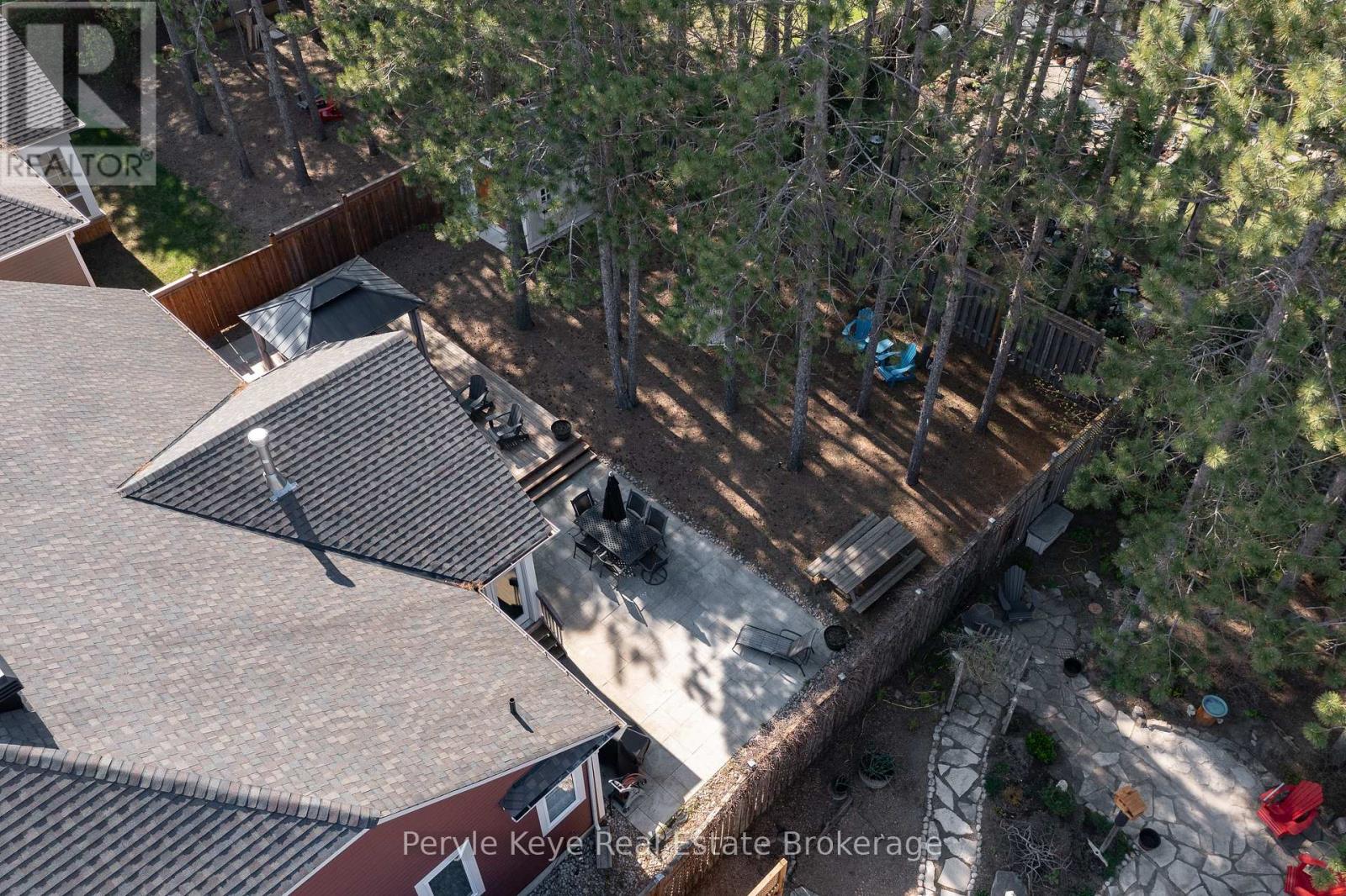 Property at 39 CLEARBROOK TRAIL image 5