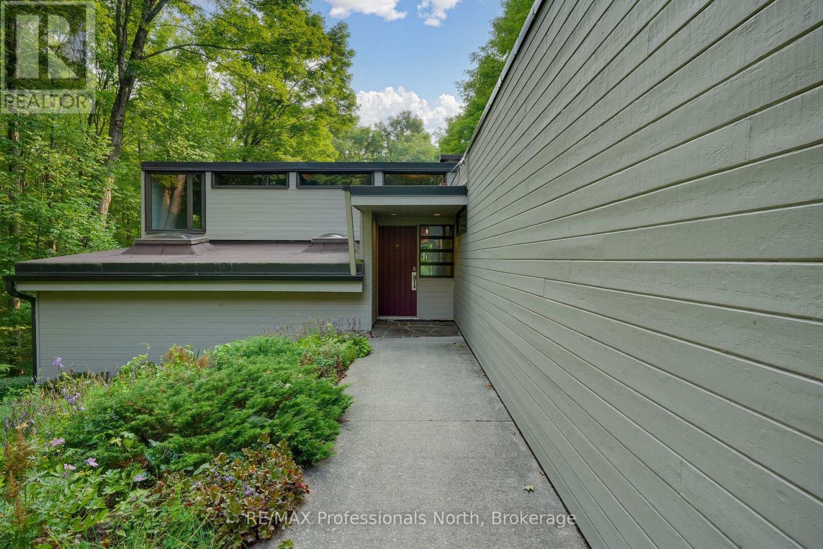 64 Woodland Drive, Bracebridge, Ontario  P1L 1M2 - Photo 10 - X12345981