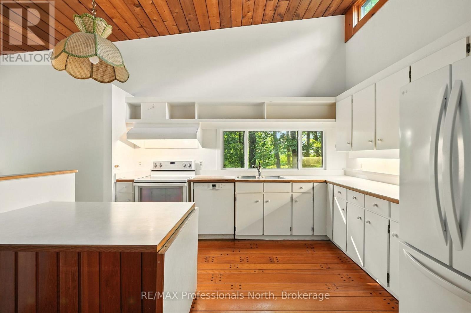 64 Woodland Drive, Bracebridge, Ontario  P1L 1M2 - Photo 29 - X12345981