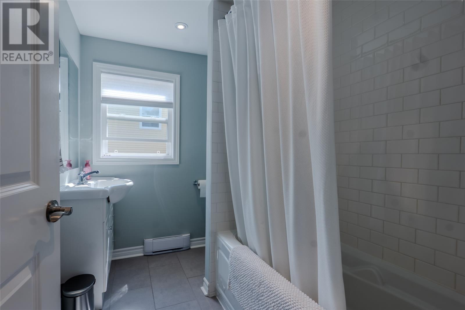 6 Allan Square, St. John's, Newfoundland & Labrador  A1C 4A8 - Photo 27 - 1289212