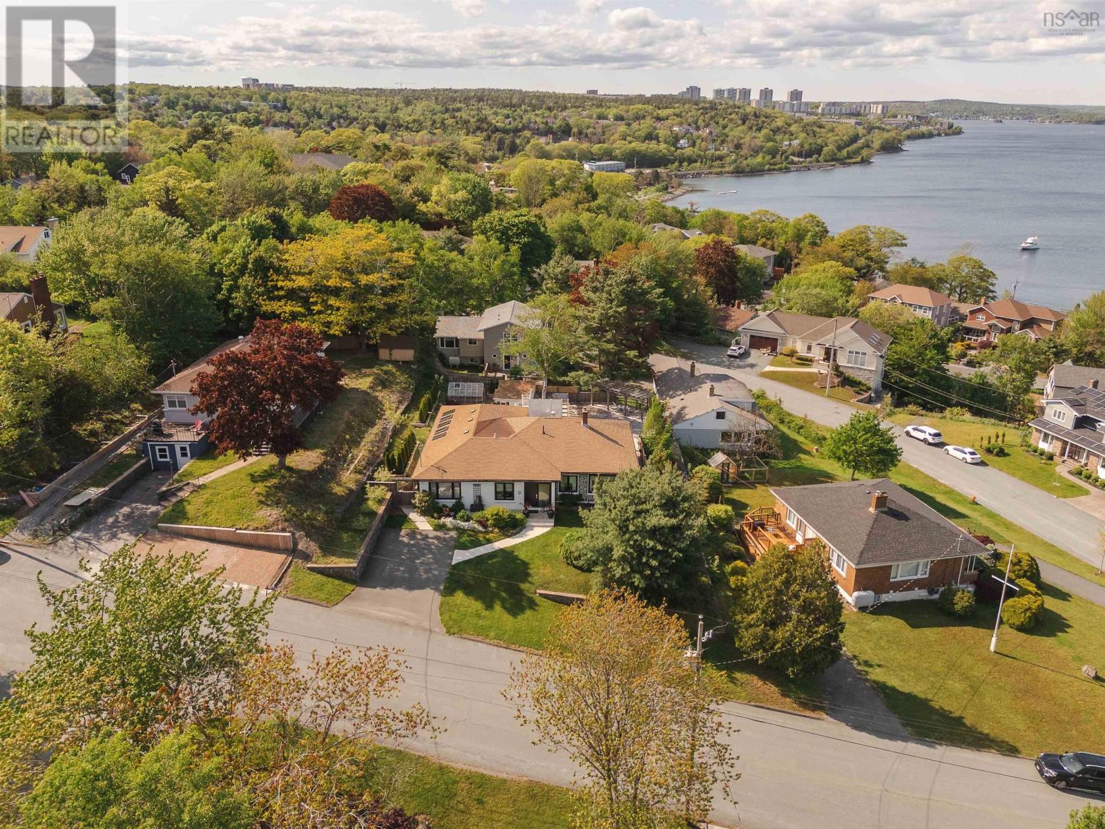 9 Lynwood Drive, Halifax, Nova Scotia  B3M 1Y8 - Photo 4 - 202514864