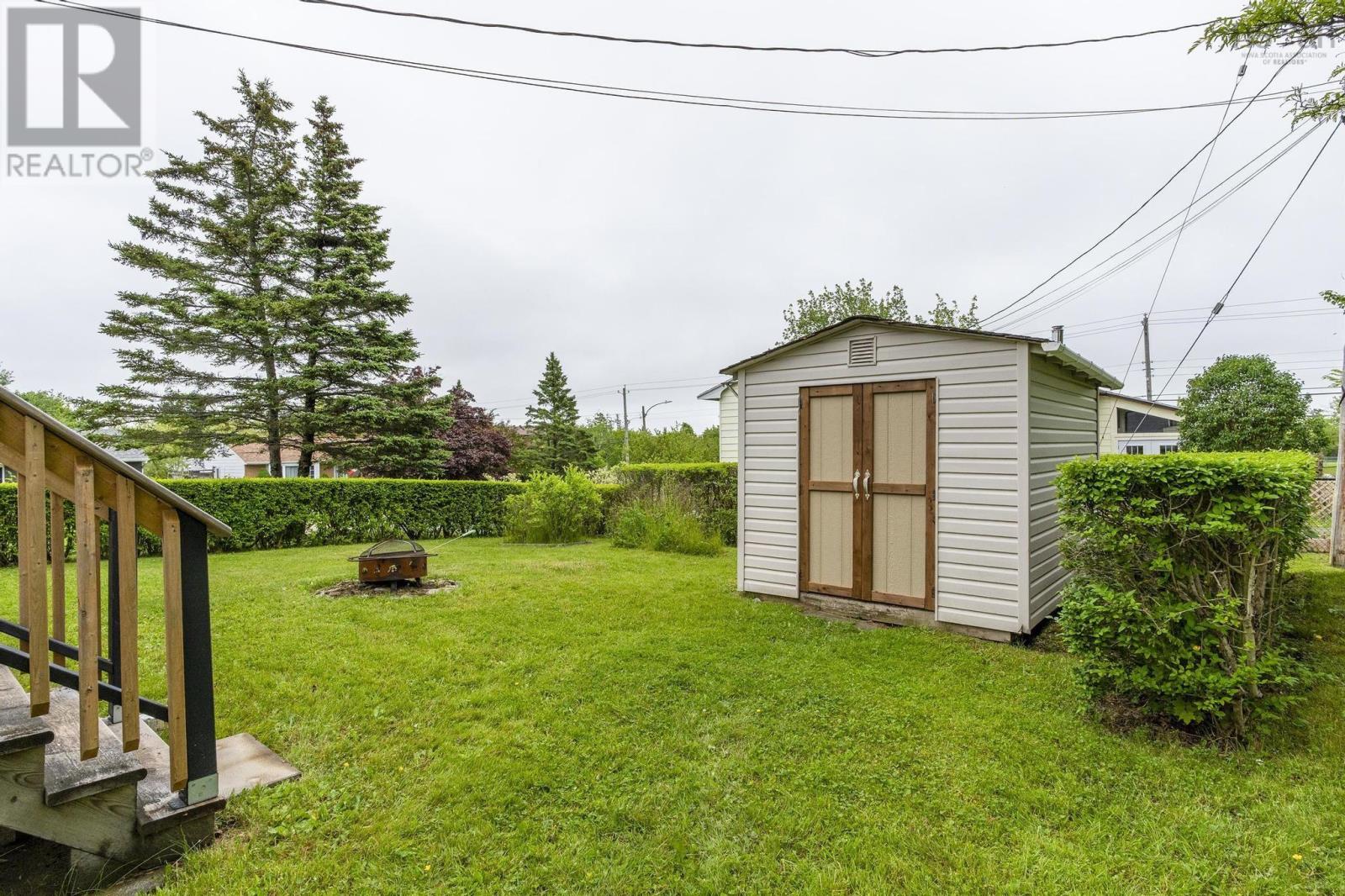 8 Hardisty Court, Cole Harbour, Nova Scotia  B2V 1K9 - Photo 34 - 202515430