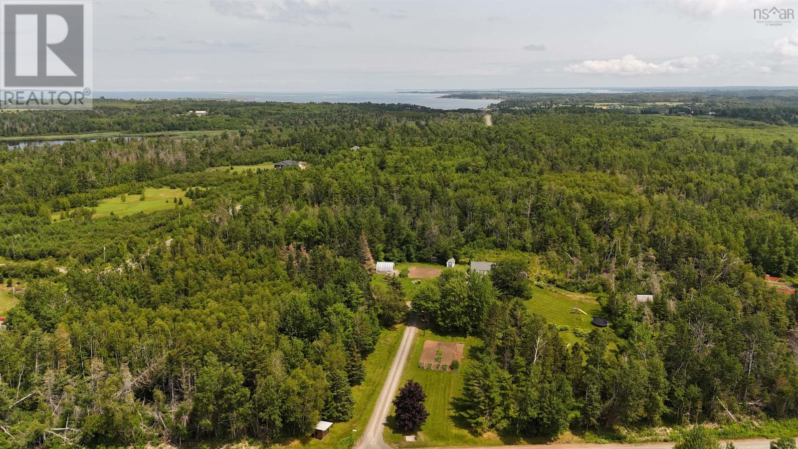 510 Sand Point Road, Barrachois, Nova Scotia  B0K 1V0 - Photo 3 - 202520579