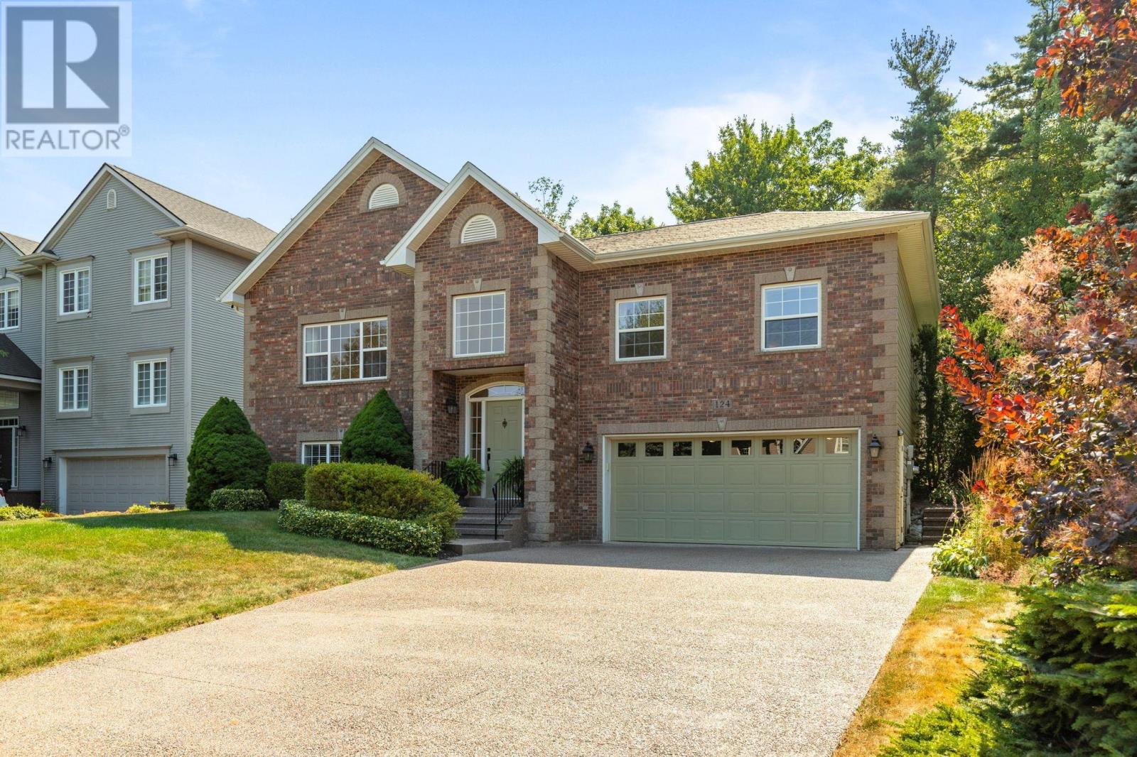 124 Lakeshore Park Terrace, Dartmouth, Nova Scotia  B3A 4Z4 - Photo 1 - 202520593