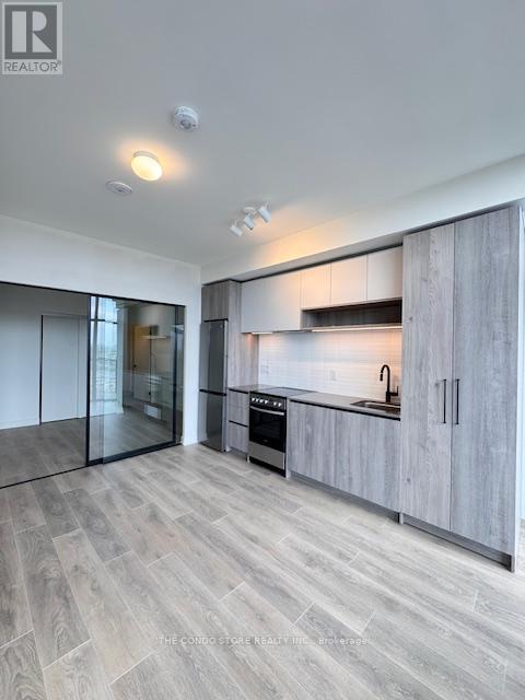 1514 - 181 STERLING ROAD, Toronto, Ontario