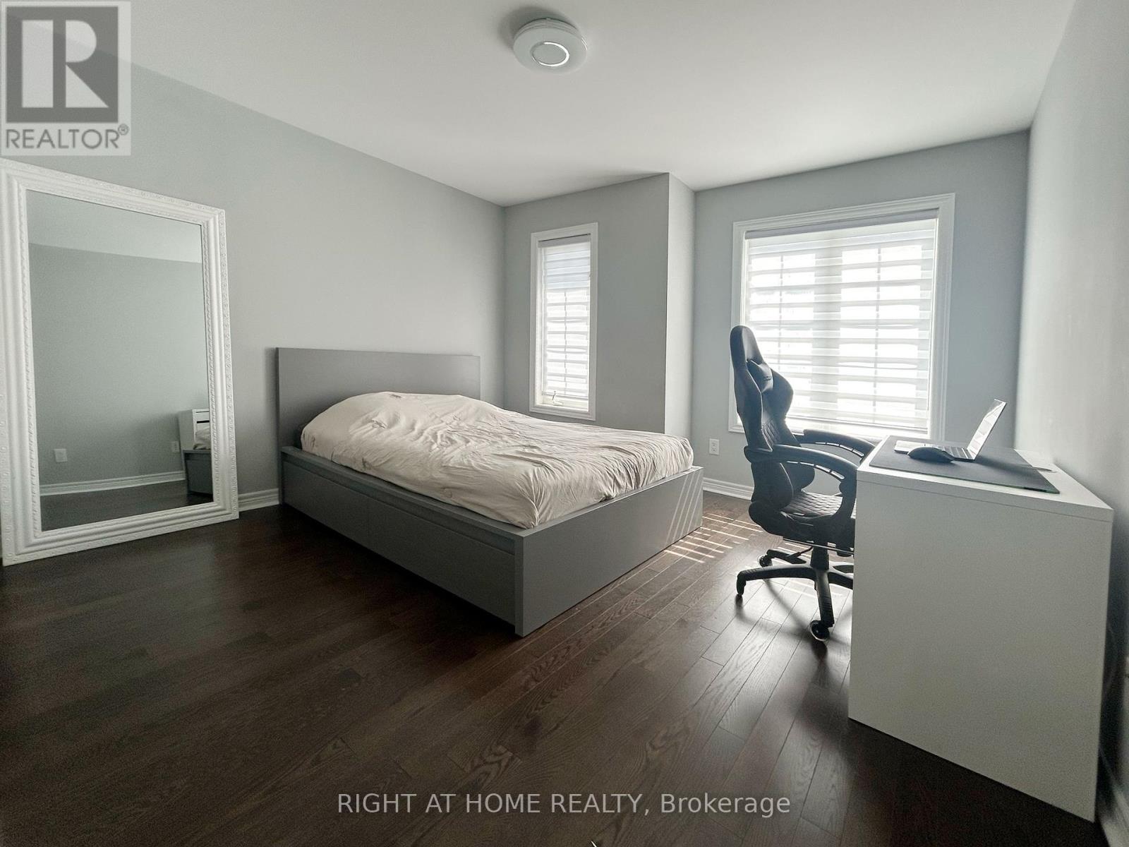5515 Doctor Peddle Crescent, Mississauga, Ontario  L5M 0K6 - Photo 31 - W12345874